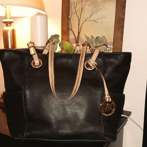 Michael Kors Pebbled Leather Jet Set Tote